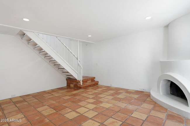 Building Photo - 8825 S 48th St