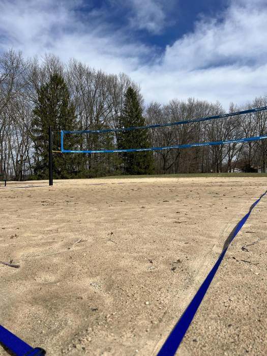 Building Photo - 422 W Melody Ave