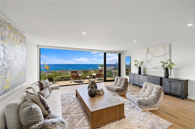 Building Photo - 37 Blue Lagoon
