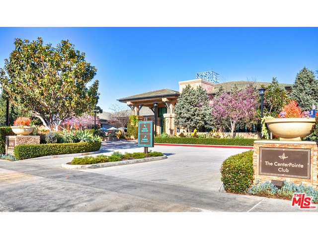 Building Photo - 5831 Seawalk Dr