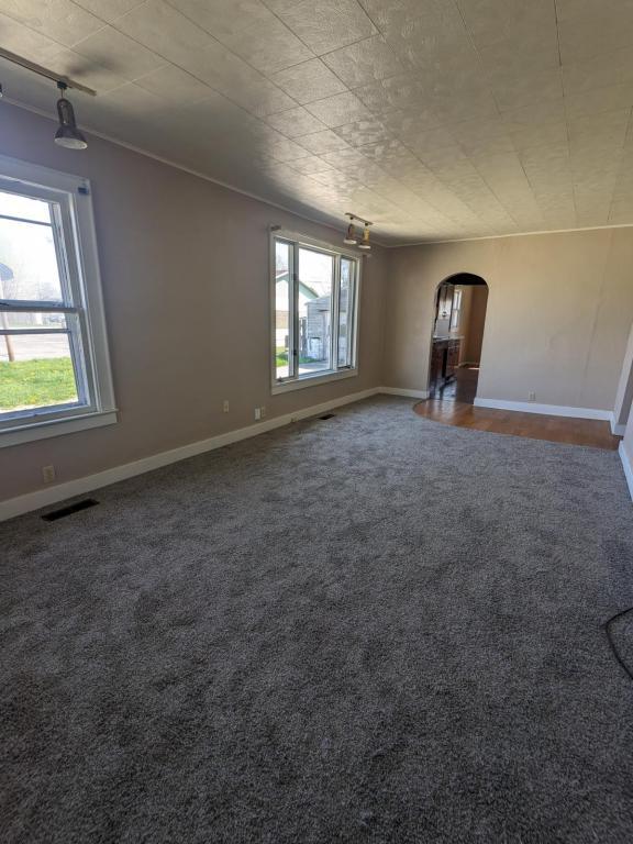 Building Photo - 1112 S Waugh St