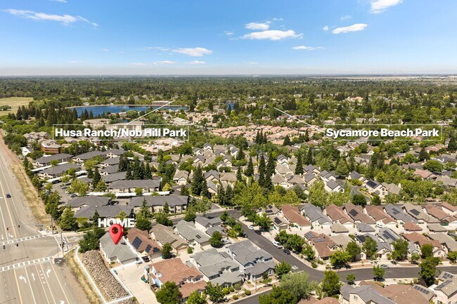 Building Photo - 1459 Yosemite Dr