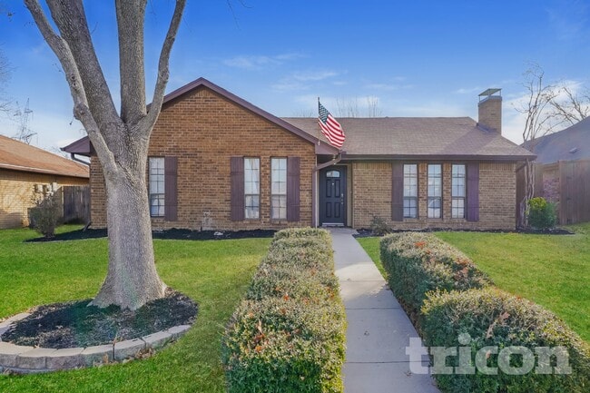 Building Photo - 1921 Big Sky Dr