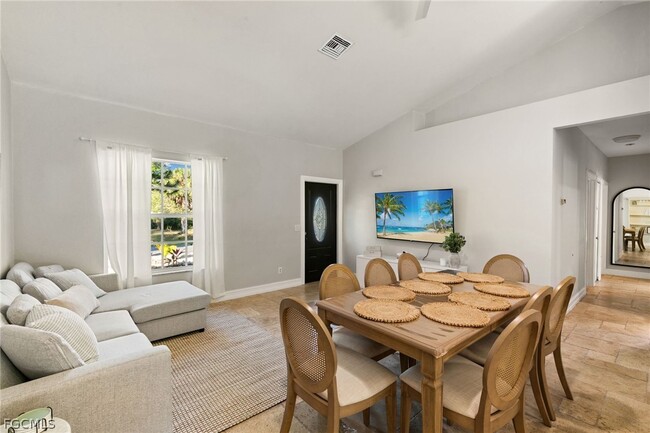 Building Photo - 317 3rd Ave