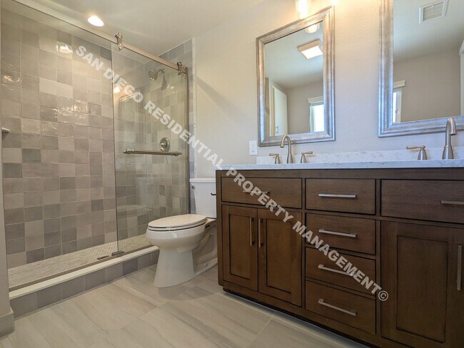 Building Photo - Renovated 3-Bedroom Home with Huge Backyar...