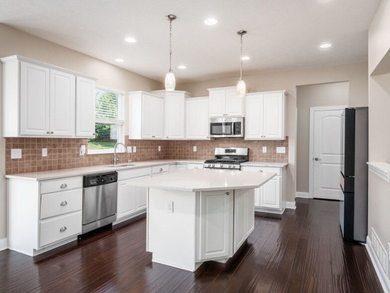 Building Photo - 1166 Caribou Run