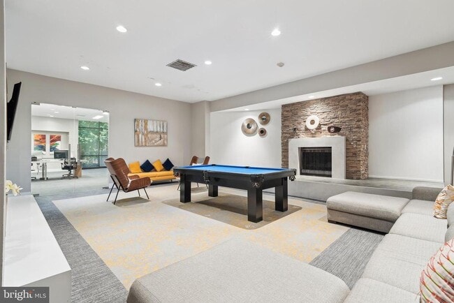 Building Photo - 60 S Van Dorn St