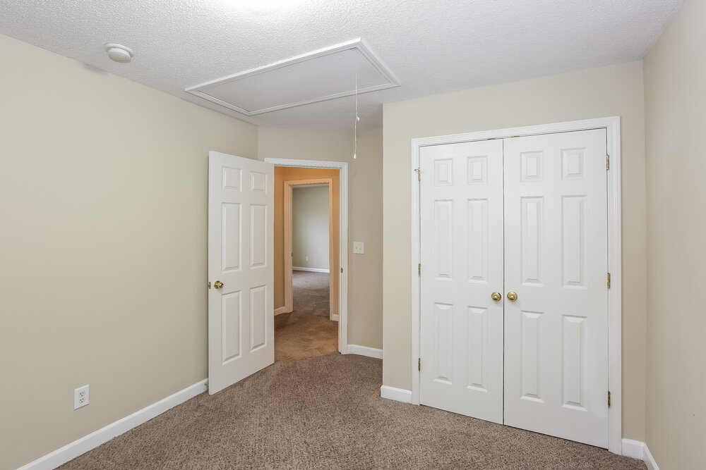 Building Photo - 6207 Day Lilly Ln