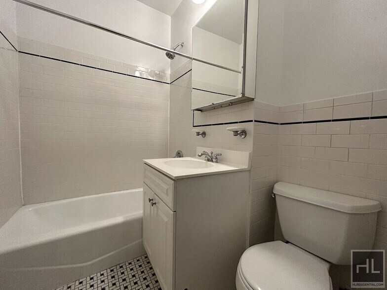 Building Photo - East 84th Street