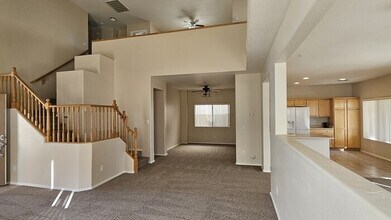 Building Photo - Spectacular 3-bedroom, 2.5 bathroom home F...