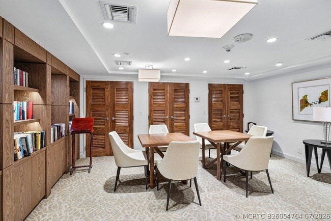 Building Photo - 1500 S Ocean Blvd