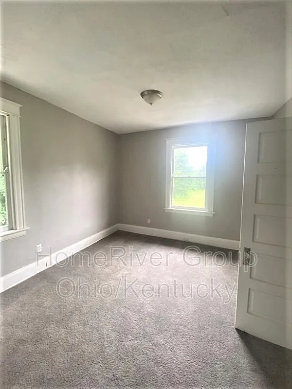 Building Photo - 1570 Dixmont Ave