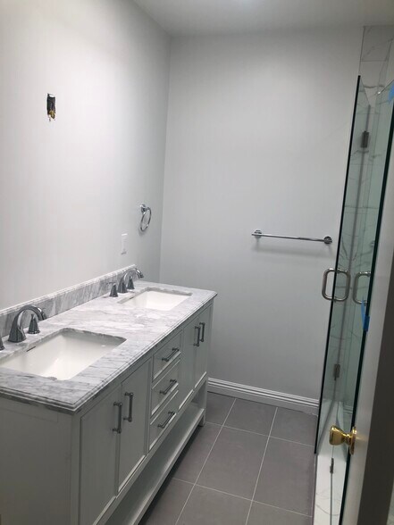 Primary Photo - 1477 S Sherbourne Dr