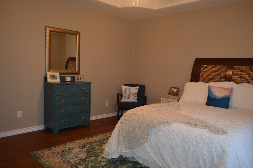 Building Photo - 1603 Margaret Ln