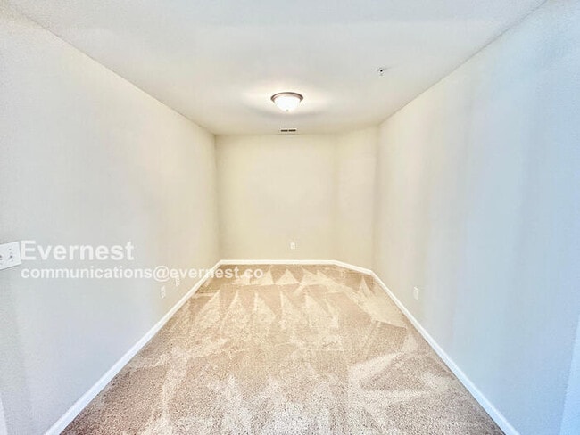 Building Photo - 1245 Fischer Trace