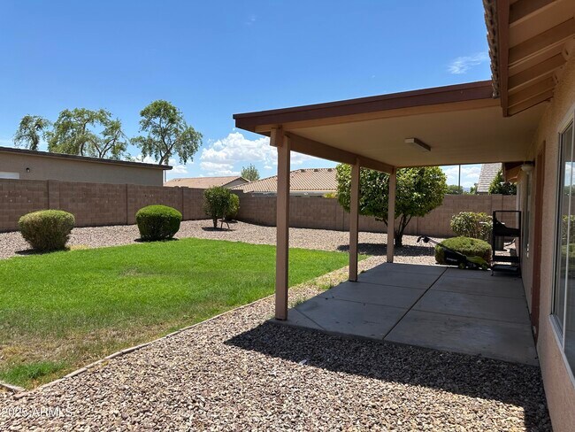 Building Photo - 2213 S Tucana Ln