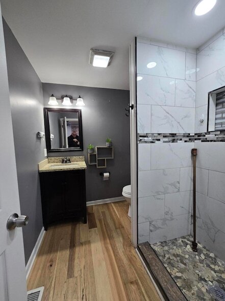 Building Photo - 1047 Ralston St