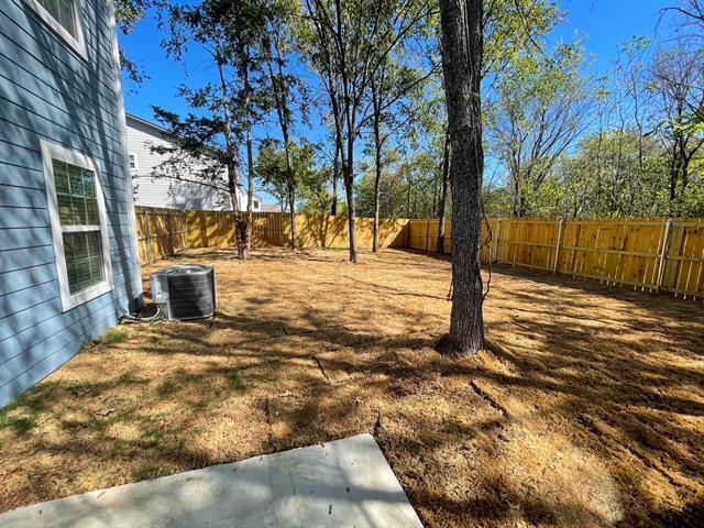 Building Photo - 2622 S Fannin Ave