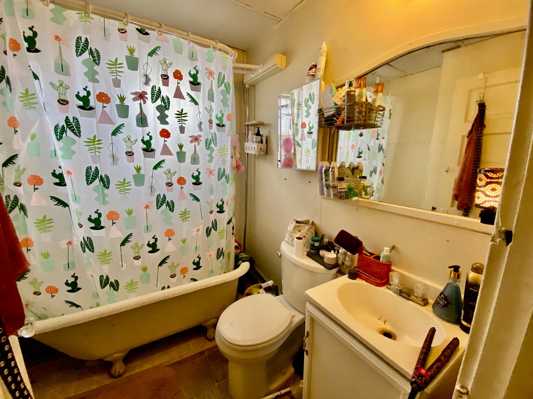 Building Photo - 127 Lorentz St