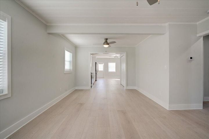 Building Photo - 320 NW 6th Ave