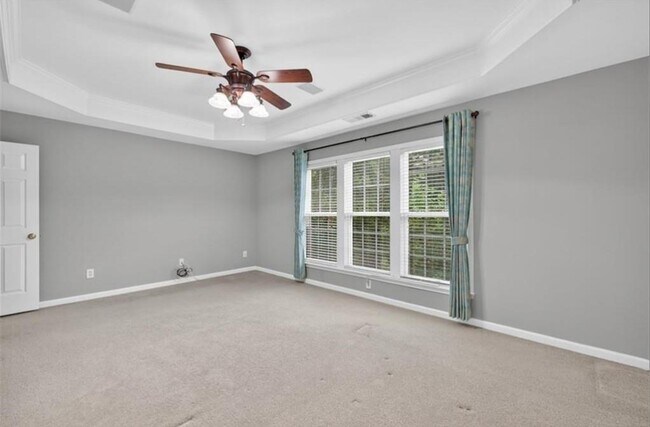 Building Photo - 740 Mayfair Ct