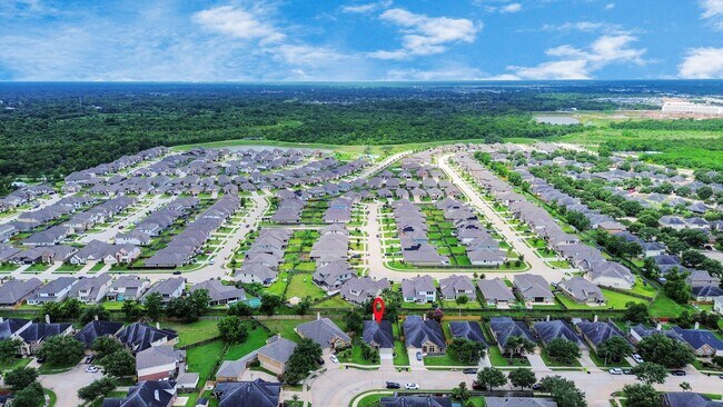 Building Photo - 4614 S Creekmont Dr