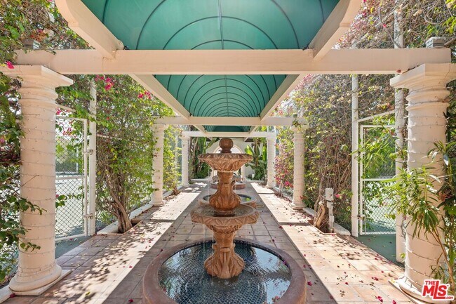 Building Photo - 26666 Seagull Way