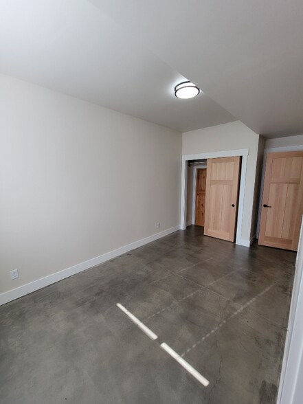 Building Photo - 1811 McKittrick St