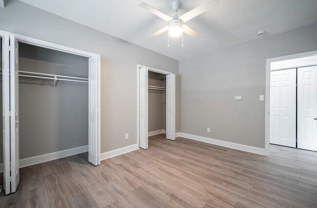 Building Photo - 750 S Dickerson St