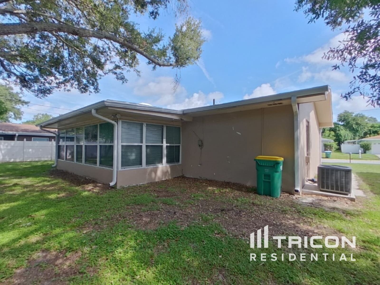 Building Photo - 1475 Sandy Ln