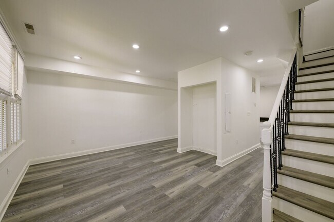 Building Photo - Charming & Renovated Petworth Rowhouse with Parking -  Available Now!