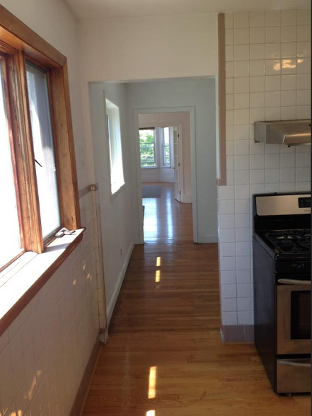 Building Photo - 17 Pinckney St