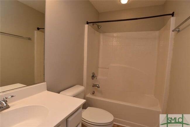 Building Photo - Spacious Townhome in Gated Community in Savannah, GA, Available in Sep 2026!!