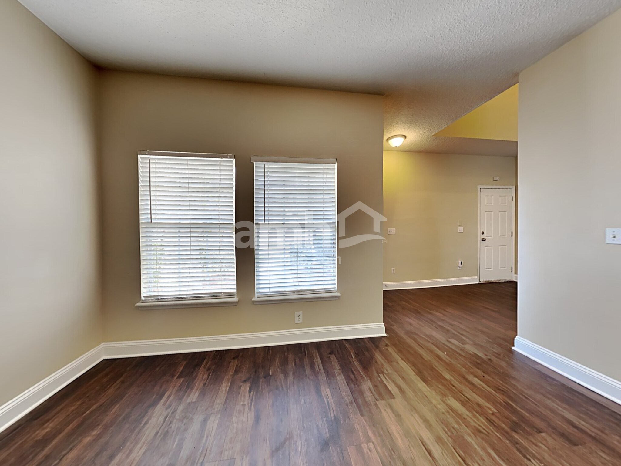 Building Photo - 2510 Victoria Point Dr