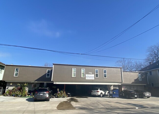Building Photo - 710 Colquitt St