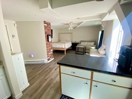 Building Photo - 203 Wales Rd