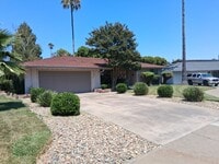 Building Photo - 6580 Harmon Dr