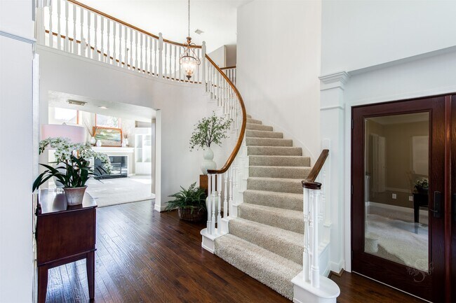 Building Photo - 22823 Roberts Run Ln