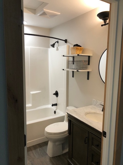 Building Photo - 1635 W University Heights Dr N