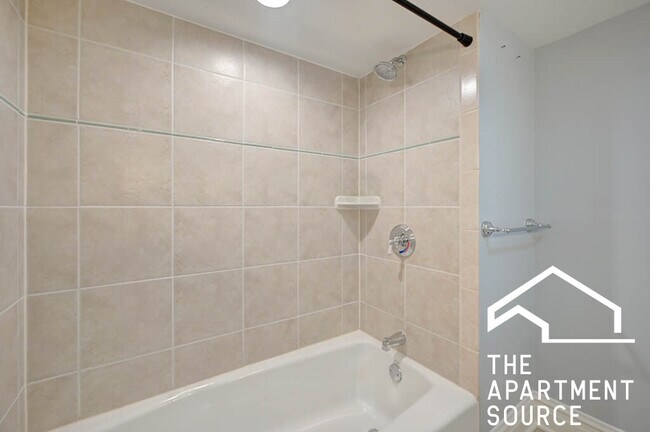 Building Photo - 2211 Pioneer Rd