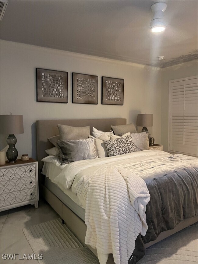 Building Photo - 9081 Albion Ln S