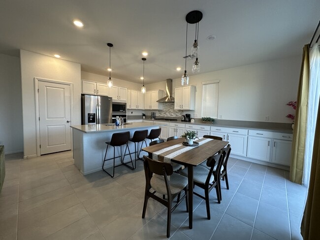Building Photo - 7854 Lacemaker Ct
