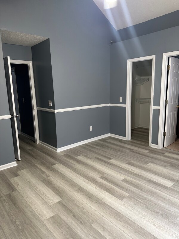 Building Photo - 3001 Satterfield Dr