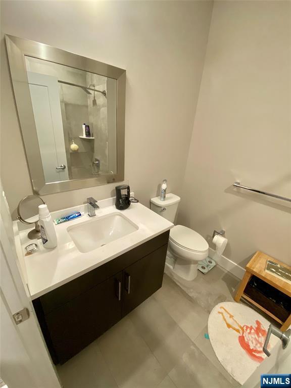 Building Photo - 237 Lincoln Ave