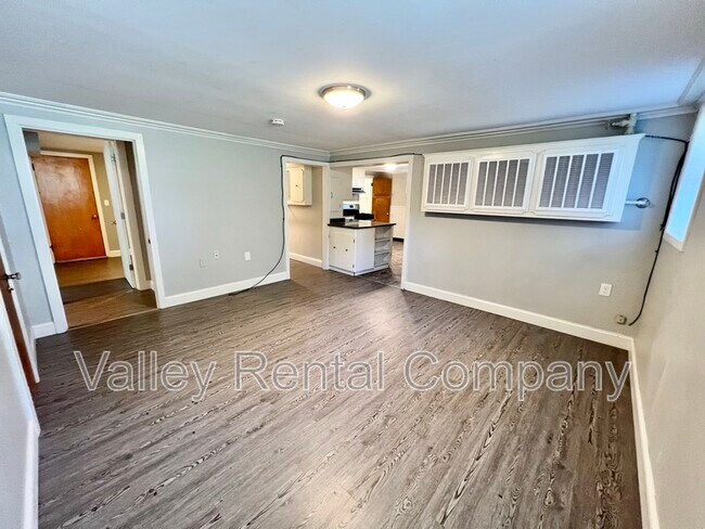 Building Photo - 72 Lyman St