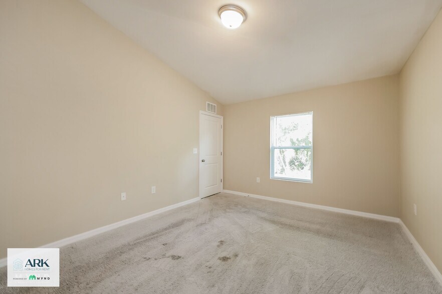 Building Photo - 9011 Aegean Cir