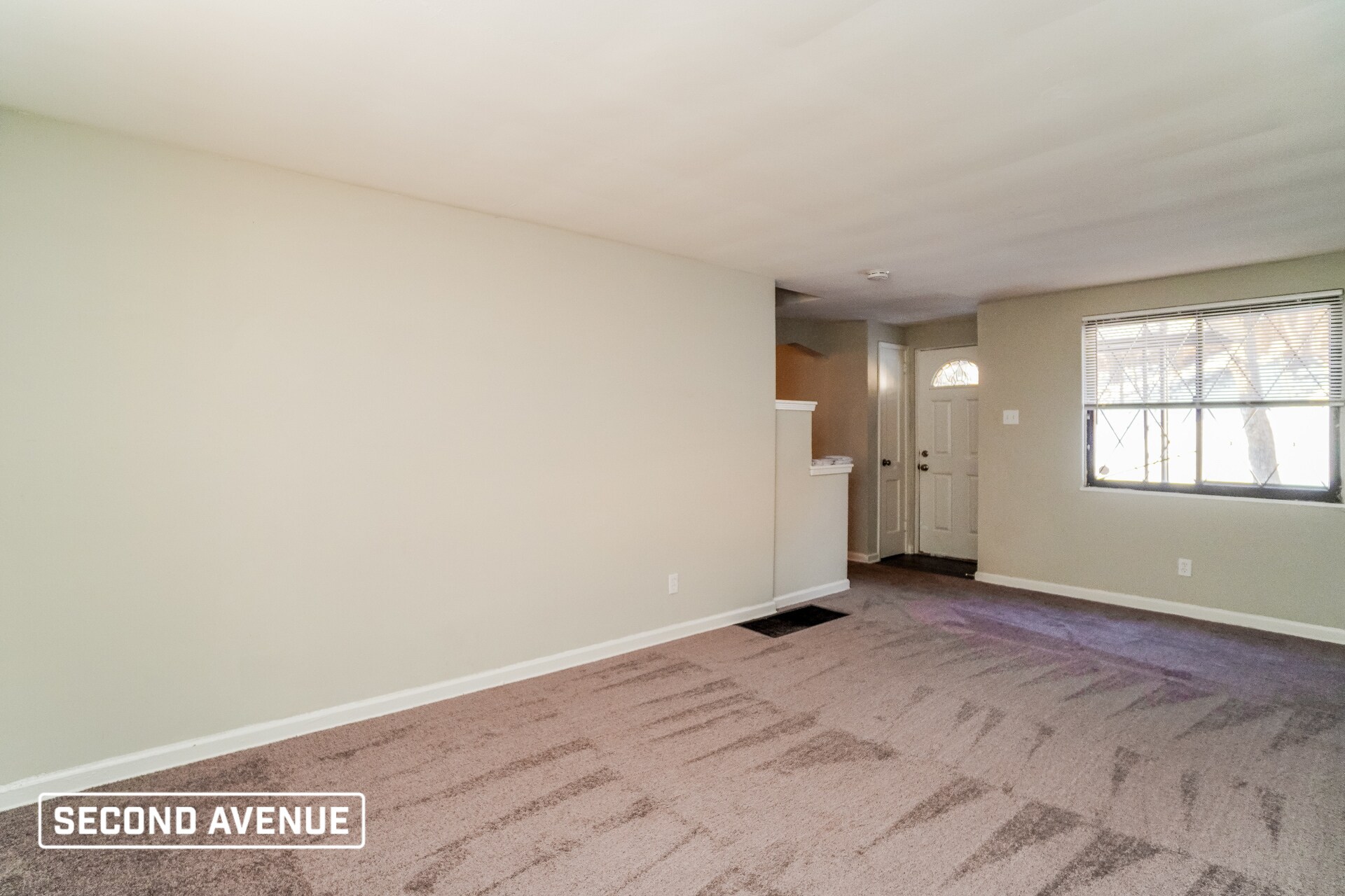 Building Photo - 216 Grove Rd