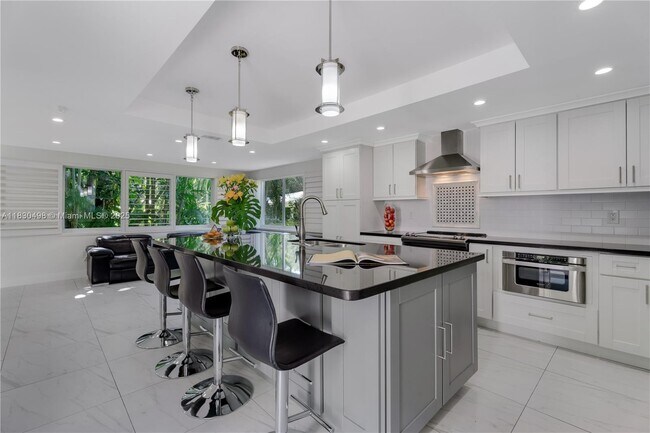 Building Photo - 4830 San Amaro Dr