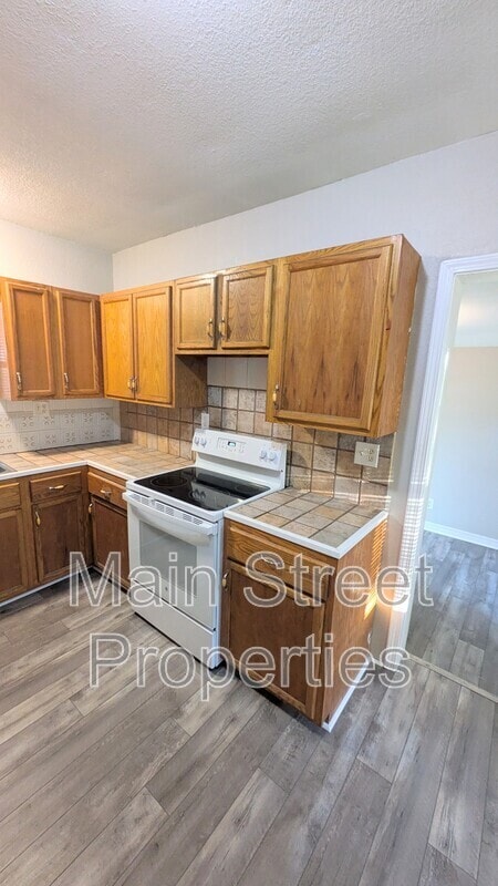 Building Photo - 3500 W Cervantes St