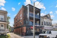 Building Photo - 150 Easton Ave